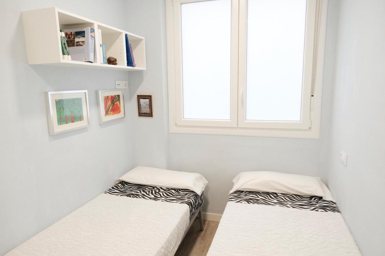 Aixerrota Apartamentos A Getxo Ngoại thất bức ảnh